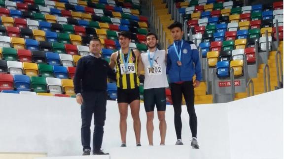 Burhan Felek Anadolu Lisesi Öğrencisi İshak Mert ŞEN  Türkcell Türkiye Yıldızlar (u18) Şampiyonasında Türkiye 1.si oldu