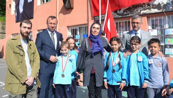 Şehit Mustafa Cambaz İlkokulu Ad Verme Töreni Gerçekleştiridi